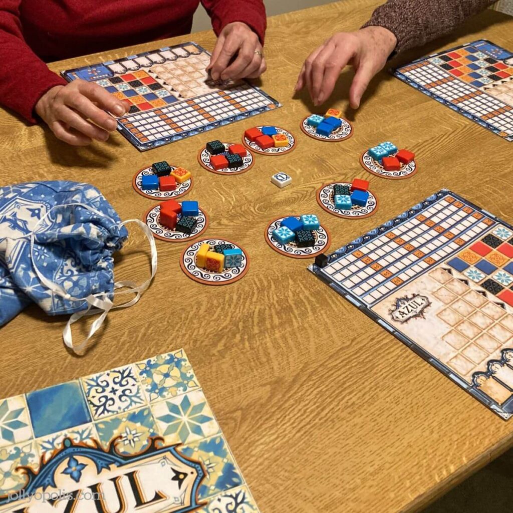 Playing the board game Azul